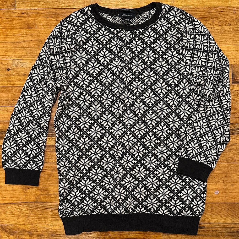 Lands' End Black and Fair Isle Snowflake Sweater - Medium Tall